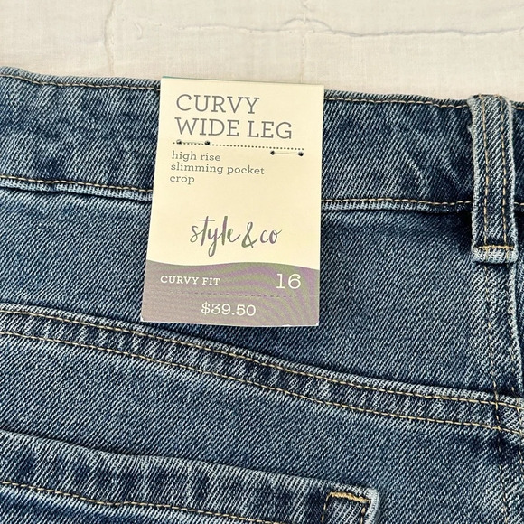 Style & Co. Wide Leg Crop Jeans Frayed Hem - Picture 9 of 9